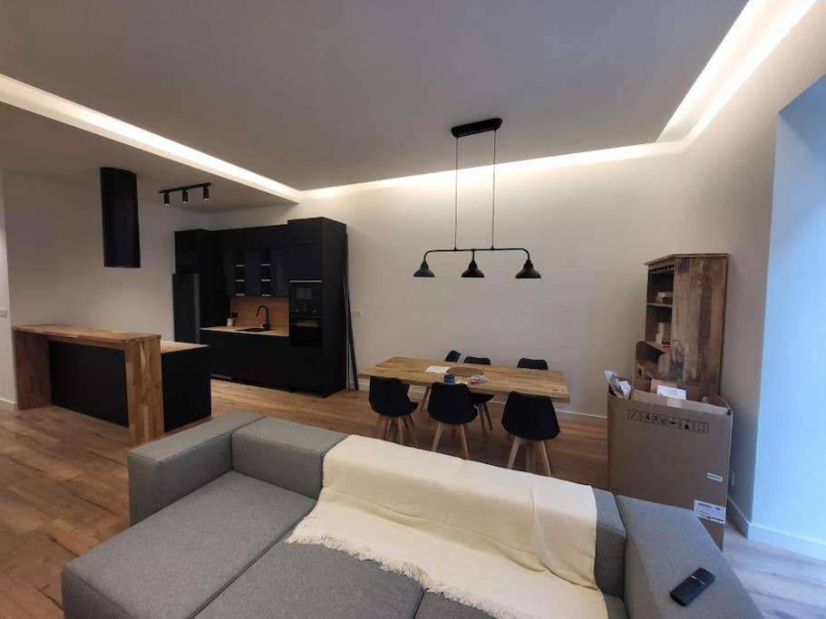 Moderno Centrico 8 Personas * Bilbao