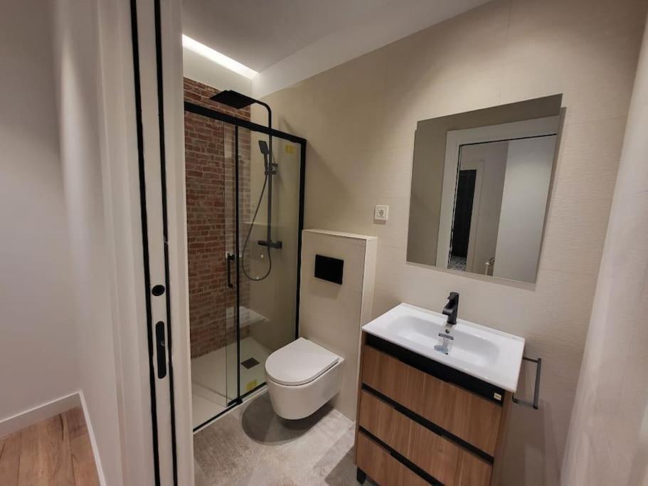 Moderno Centrico 8 Personas Appartement